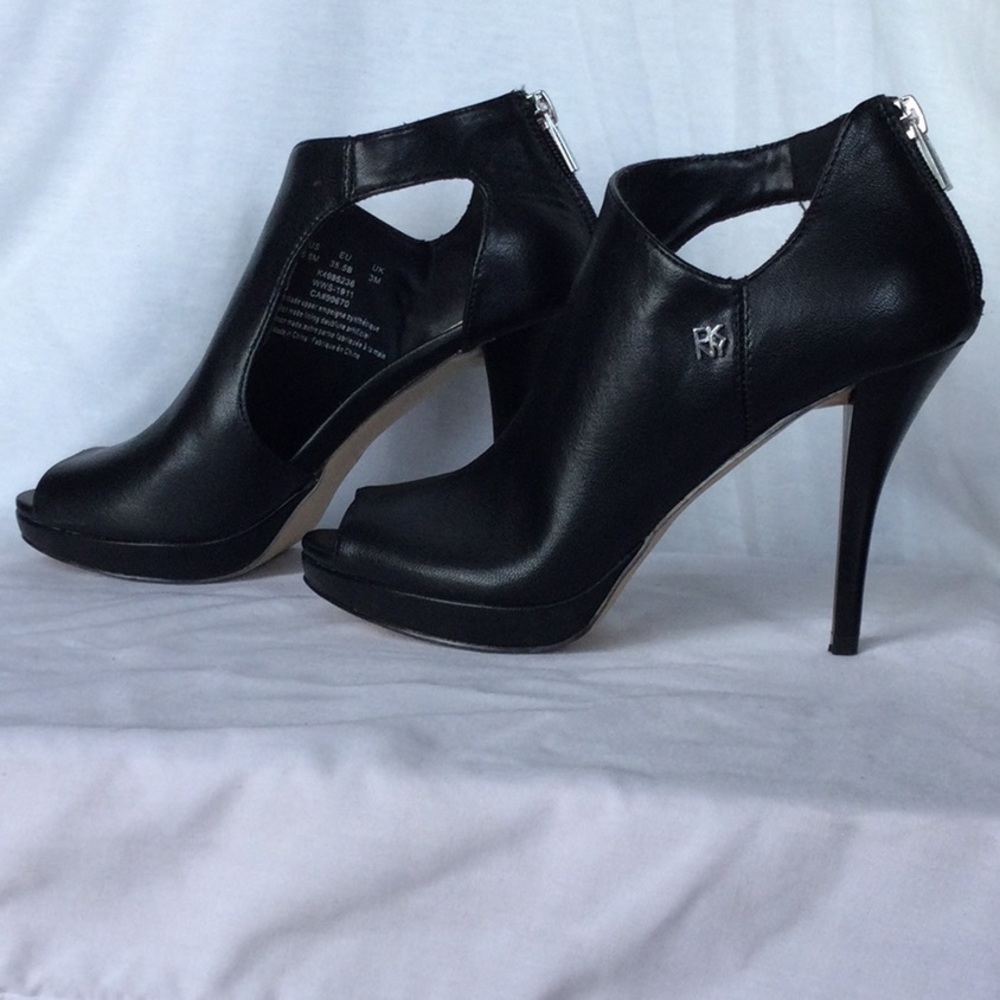COPY - DKNY Ankle booties